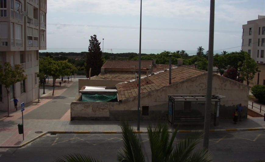 Reventa - Apartamento - La marina - La Marina