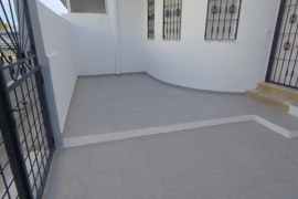 Sale - Bungalow - Torrevieja - Urbanisaton  Parque Lagos
