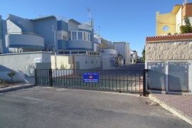Sale - Bungalow - Torrevieja - Urbanisaton  Parque Lagos
