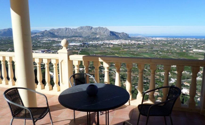 Sale - Villa - Denia