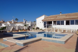 Sale - Villa - Urbanistaion La Escuera