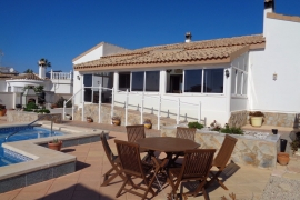 Sale - Villa - Urbanistaion La Escuera