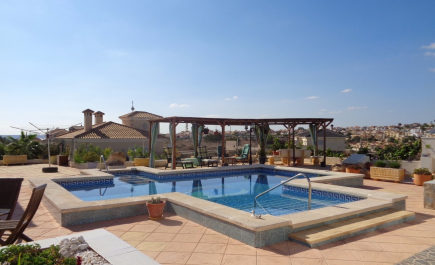 Sale - Villa - Urbanistaion La Escuera