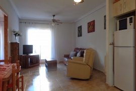 Reventa - Apartamento - La marina - La Marina