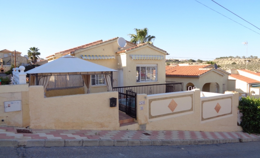 Reventa - Villa - Urbanization La Marina - Urbanistaion La Marina