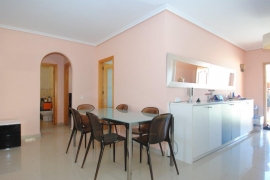 Sale - Villa - Urbanization La Marina - El Oasis