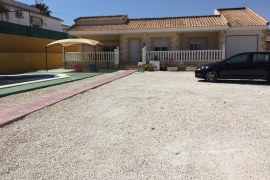 Sale - Villa - Urbanization La Marina - El Oasis