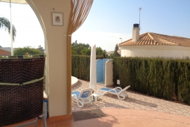 Sale - Villa - Urbanization La Marina - El Oasis