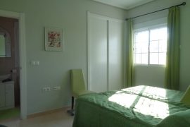 Sale - Villa - Urbanization La Marina - El Oasis