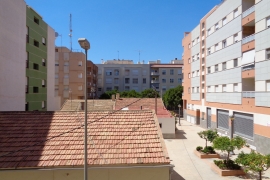 Reventa - Apartamento - La marina - La Marina