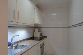 Reventa - Apartamento - La marina - La Marina