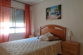 Reventa - Apartamento - La marina - La Marina