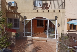 Sale - Bungalow - Guardamar - Buenavista