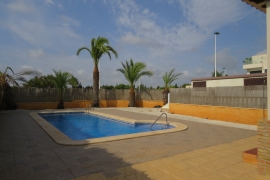 Sale - Villa - La marina - El Pinet