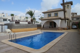 Sale - Villa - La marina - El Pinet