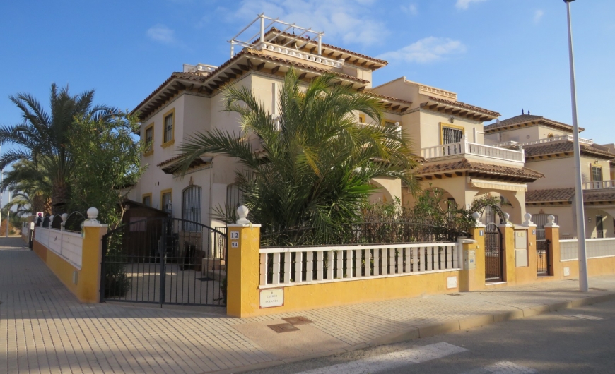 Sale - Quad - La marina - El Pinet