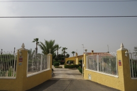 Reventa - Villa - Elche - La Hoya