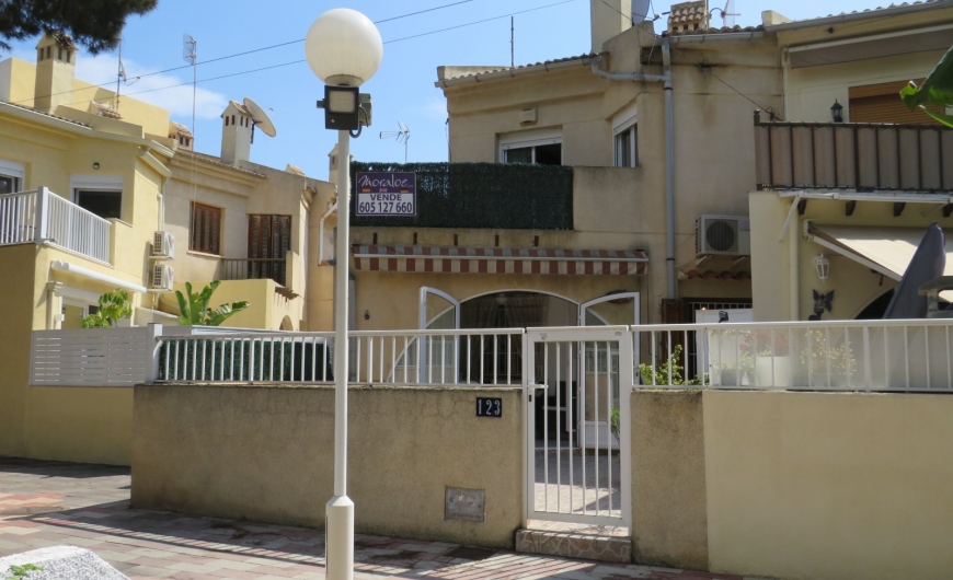 Sale - Reihenhaus - Guardamar - Buenavista